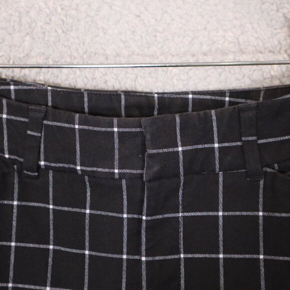 Old Navy Pixie High Rise Black & White Windowpane Pants With Secret-Slim Pockets - Picture 7 of 11